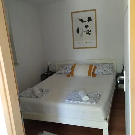 Oasis Deda Bozo Apartman